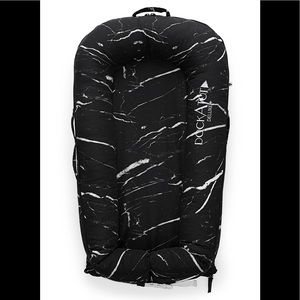 DELUXE+ DOCK by DockATot